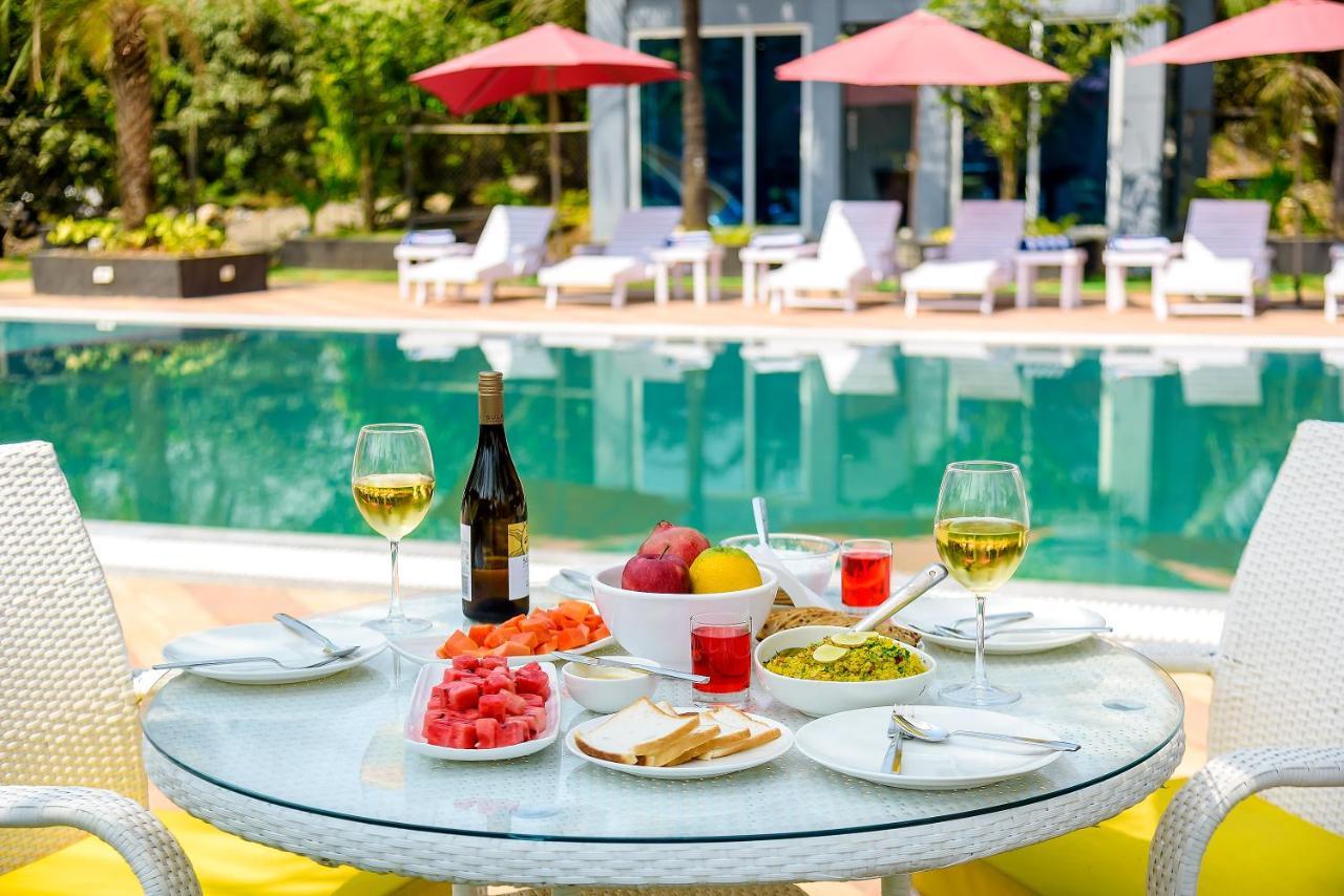 Saffronstays Palm Paradise, Kalyan Khadavli - Swimming Pool With Water Slides, Gazebo And Indoor Games Padghe 외부 사진