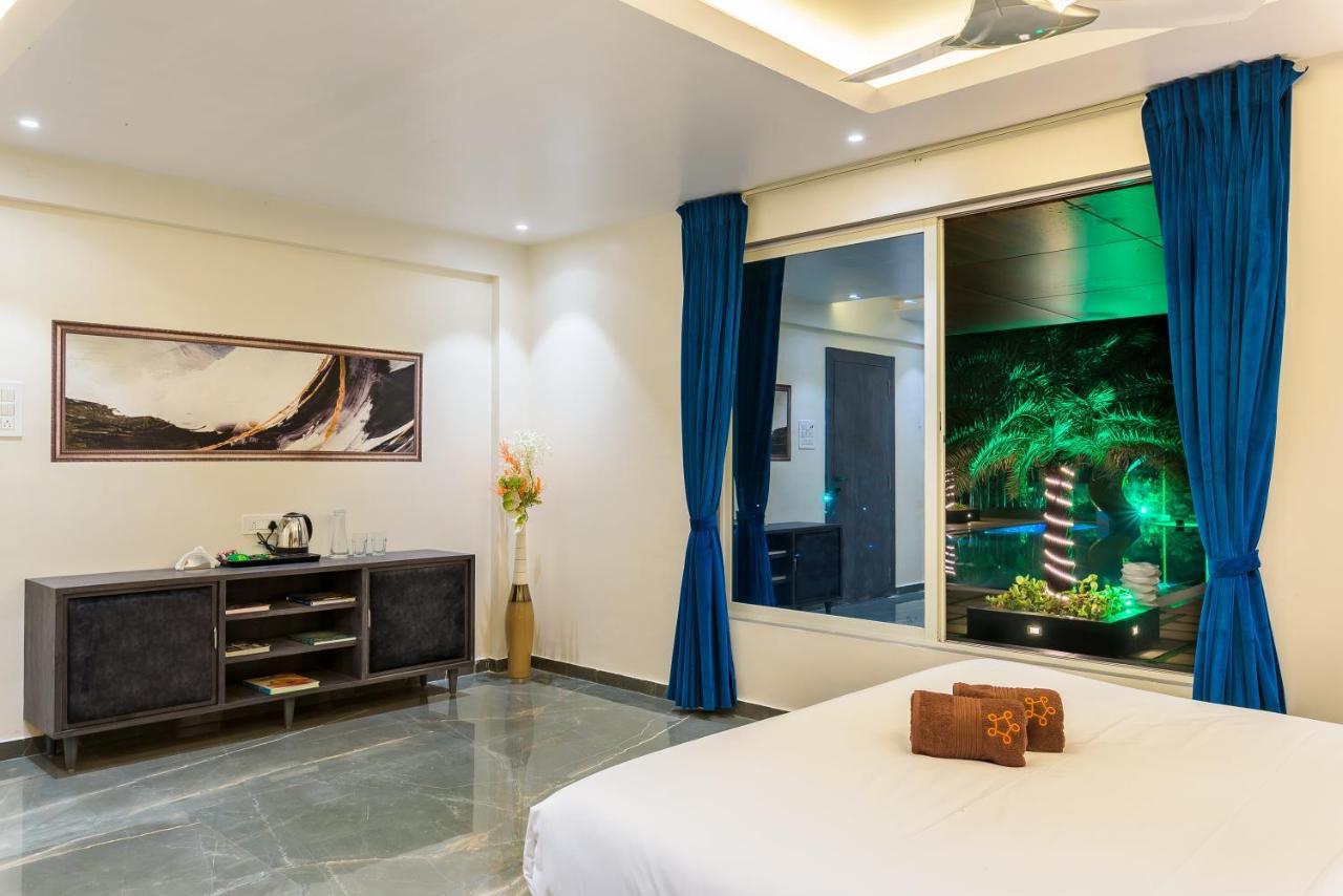 Saffronstays Palm Paradise, Kalyan Khadavli - Swimming Pool With Water Slides, Gazebo And Indoor Games Padghe 외부 사진